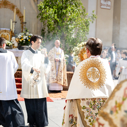 Fronleichnam 2025 / Erzdiözese Wien/ Schönlaub
