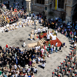 Fronleichnam 2025 / Erzdiözese Wien/ Schönlaub