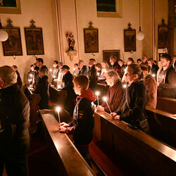 Osternachtsfeier mit Weihbischof Turnovszky