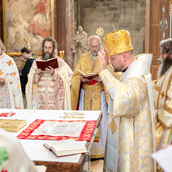 Priesterweihe Byzantinischer Ritus im Stephansdom / Erzdiözese Wien/ Schönlaub