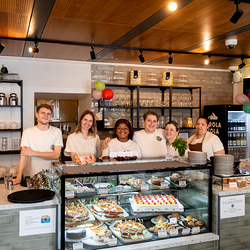 Eröffnung Mamas Cafe / Erzdiözese Wien/ Schönlaub, Stephan Schönlaub