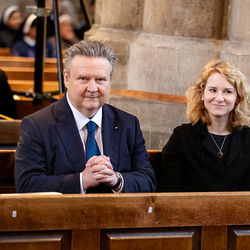 Stephansdom: Österreich nahm Abschied von Papst Franziskus / Erzdiözese Wien/ Schönlaub, Stephan Schönlaub Stephansdom: Österreich nahm Abschied von Papst Franziskus