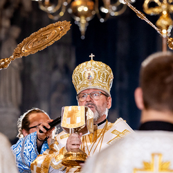 byzantinisches Pontifikalamt Stephansdom / Erzdiözese Wien/ Schönlaub byzantinisches Pontifikalamt Stephansdom