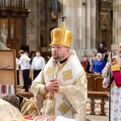 Priesterweihe Byzantinischer Ritus im Stephansdom / Erzdiözese Wien/ Schönlaub