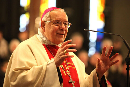 Bischof Maximilian Aichern beim Dankgottesdienst anl?sslich 30 Jahre Bischofsweihe im Mariendom am 22. J?nner 2012.